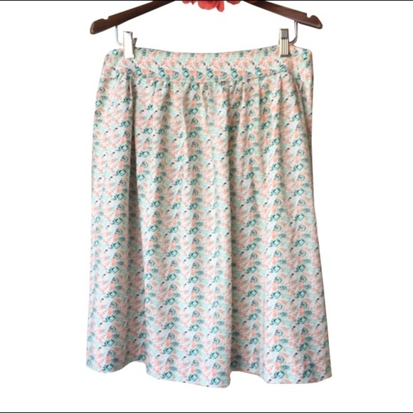 De Collection Full‎ Floral Skirt - Picture 1 of 5